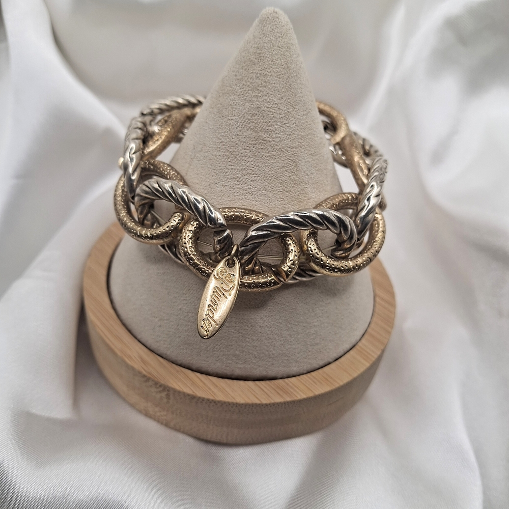 Elegant Gold and Silver Link Bracelet
